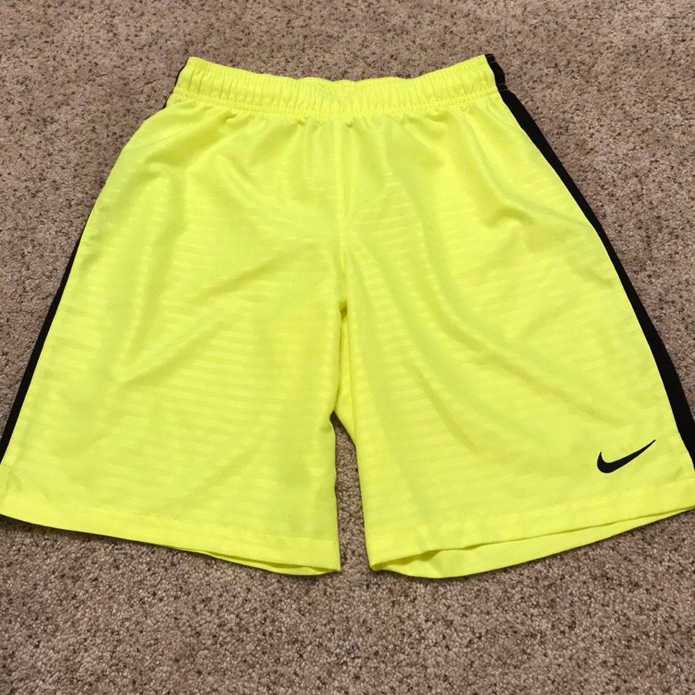 NEW NIKE Volt Training Shorts
